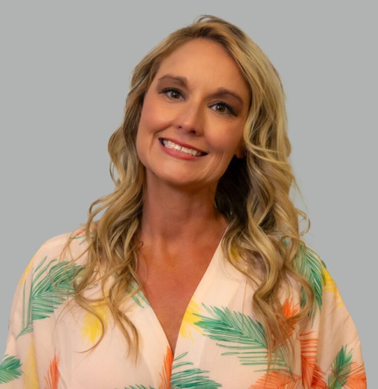 Ashley Cook headshot
