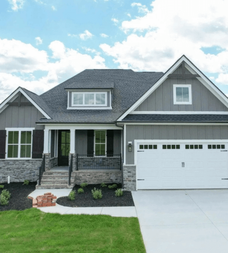 Last Chance For Lakeside Luxury